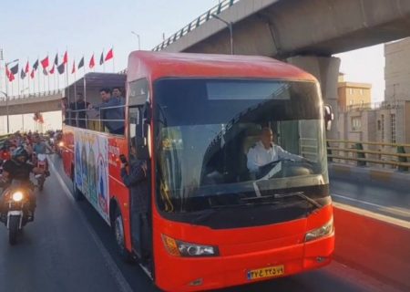المپيكى‌های قزوين با اتوبوس وارد شهر شدند!