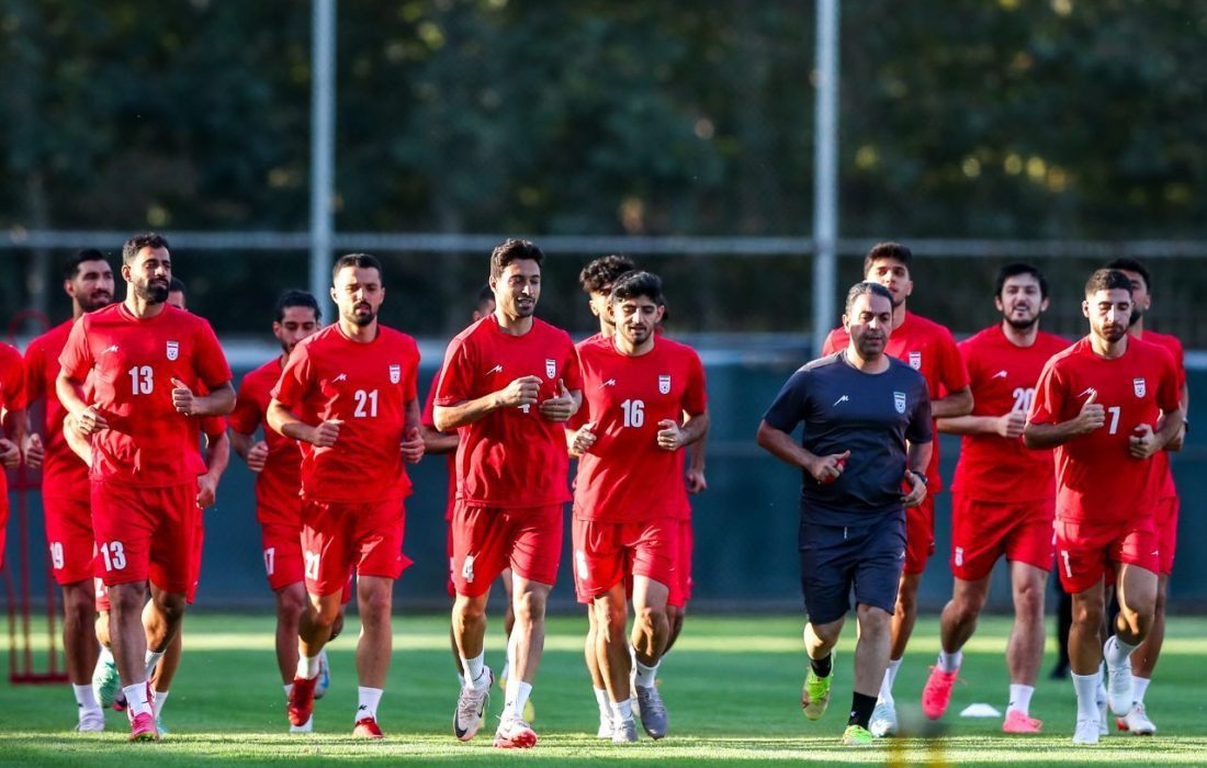 کاروان تیم ملی فوتبال ایران راهی اصفهان شد