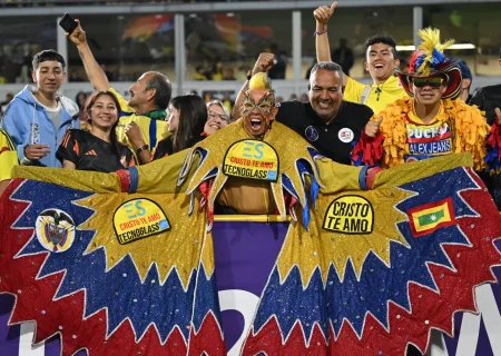 Colombia set for Cali party as the knockouts begin