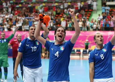 8 Days To Go: Azzurri rally to rock remarkable Ricardinho