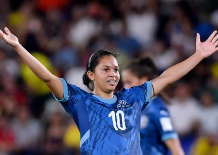 Fatima Acosta plays down ‘new Linda’ tag