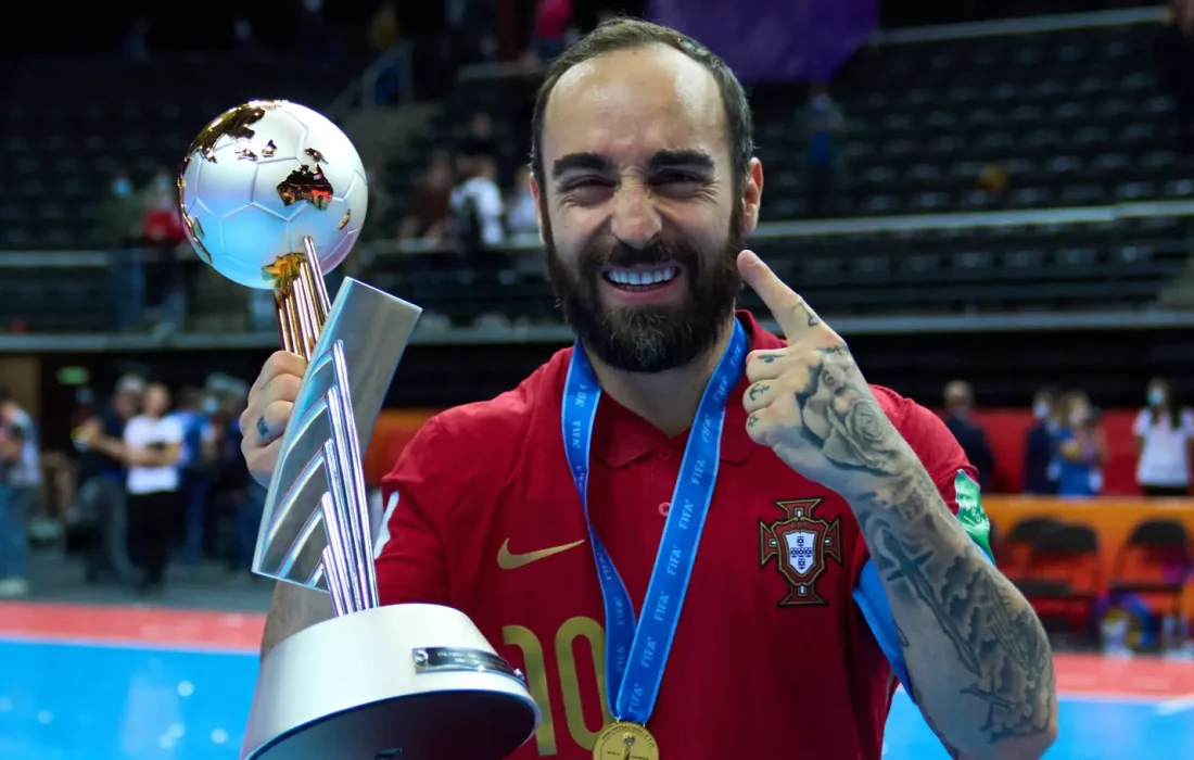 4 Days To Go: Ricardinho is finally crowned