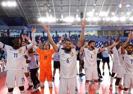 Argentina and France slide into quarter-finals