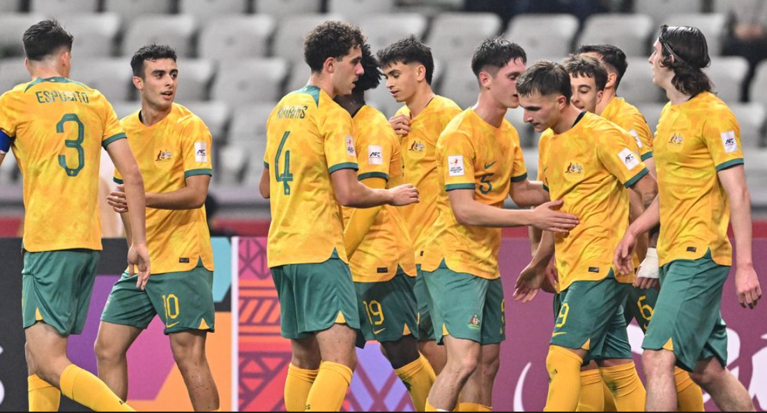 Australia fight back to advance at Iraq’s expense