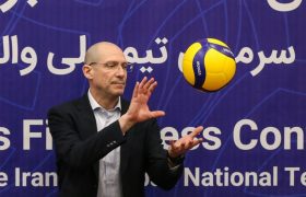 پیاتزا و توتولو، پنجشنبه در تهران