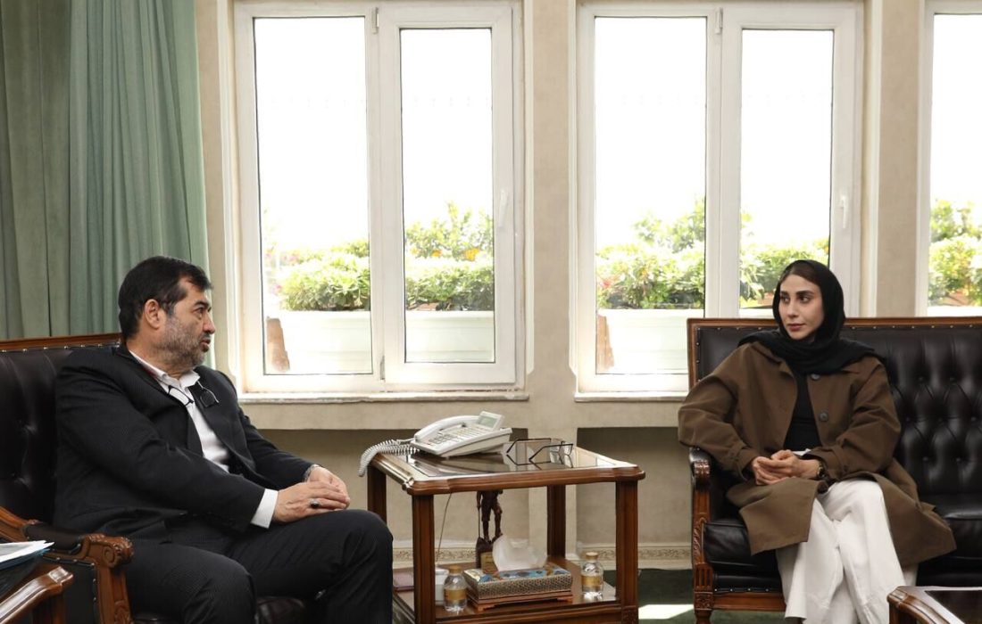دیدار وزیر ورزش و جوانان با ناهید کیانی