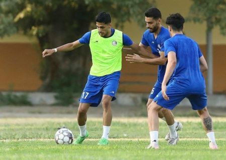 چینی: استقلال از سه مدعی دیگر خیلی عقب است