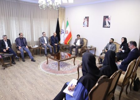 مدیران مرکز نوآوری همتا با وزیر ورزش و‌ جوانان جلسه ای برگزار کردند