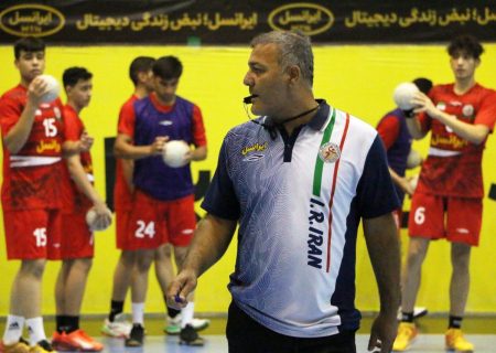 سرمربی هندبال نوجوانان: تیم از نظر بدنی به شرایط ایده‌آل نرسیده است