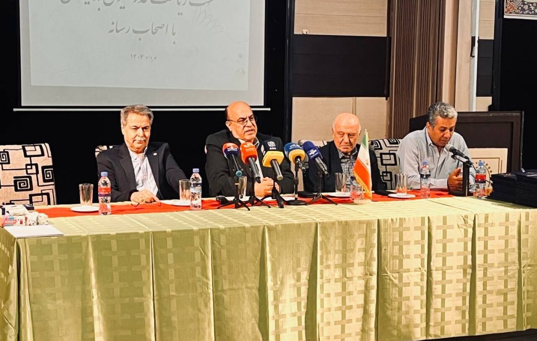 رئیس فدراسیون بدمینتون: میزبانی جام فجر در ارومیه و جام کاسپین در بندرانزلی | حضور ۶ کشور خارجی